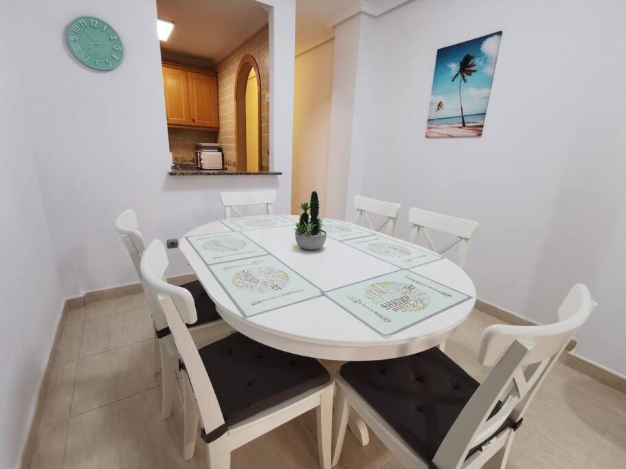 Apartamento Playa Cura Torrevieja Extérieur photo